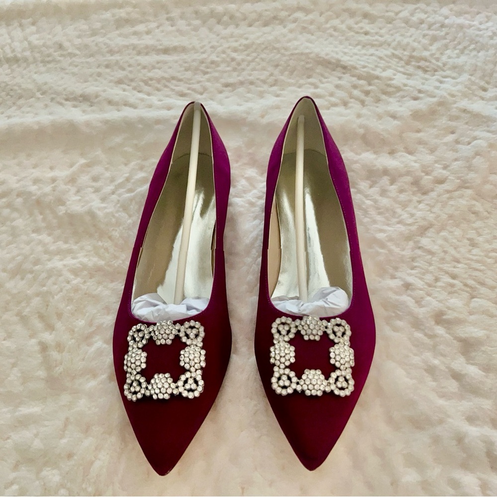 Elegant Purple Women's Shoes with Embellished Buckle